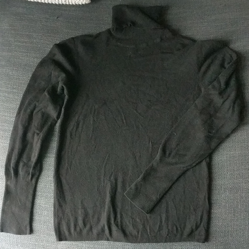 Zara Turtleneck - black